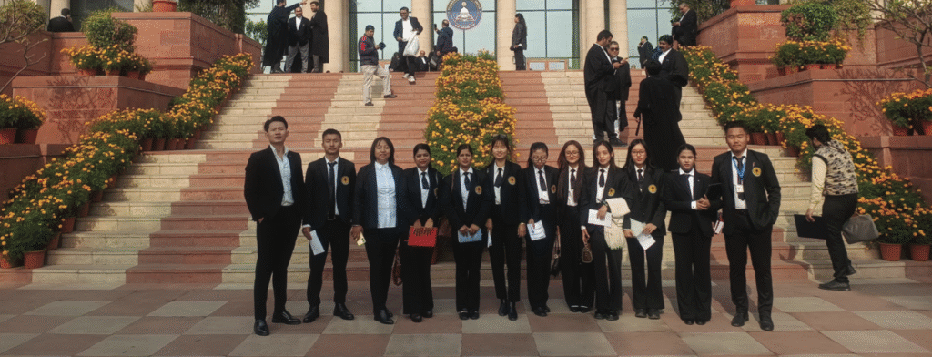 Supreme Court Visit By The Students